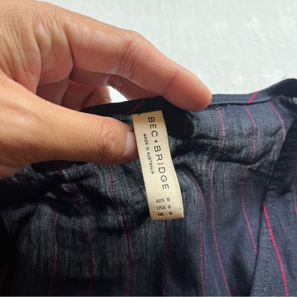 Bec + Bridge navy blue red pin stripe linen puff long sleeve cropped wrap blouse - Picture 2 of 2